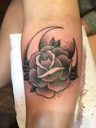 Moon And Rose Traditional Tattoo Black And Grey Traditional Rose Tattoos Traditional Tattoo Traditional Tattoo Black And White