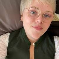 Sally Brammer's Instagram, Twitter & Facebook