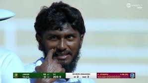 Probably the right way to go about it is to tonk a few outta park, But this  guy is taking singles in the first ball of every over.