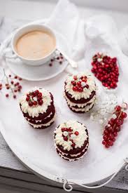 Mini Tortchen Rot Weiss Rot Rezept Backen Kuchen Mehlspeise Nachspeise Dessert Osterreich Austria Kuchen Und Torten Nachspeise Lebensmittel Essen