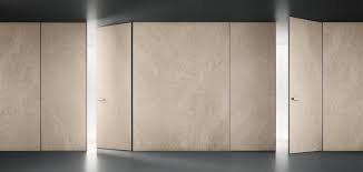 Eleganti e ricercate, le porte filo muro arredano la tua casa con stile fondendosi perfettamente con le pareti. Porte Interne Di Tutte Le Tipologie Quale Scegliere Cose Di Casa