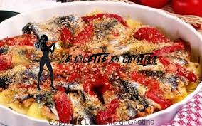 Pulite le alici e sfilettatele, tenetele in frigo nel frattempo che preparate le patate. Ricetta Del Tortino Di Alici E Patate Con Burrata Le Ricette Di Cristina