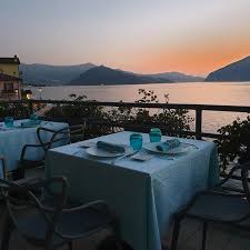 Maybe you would like to learn more about one of these? Cena Romantica In Ristorante Romantico Sul Lago D Iseo