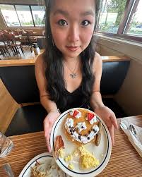 I did hoco too if anyone CARES Last one best one! :) 1. Minion Monday 2.  Surfers vs bikers (just bikers because Anne can only wear black apparently)  3. Favorite celebrity (I