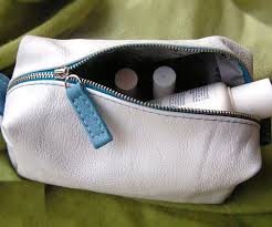 сумка из джинсов своими руками выкройки с пошаговым фото Kak Sshit Kosmetichku Kozhanye Koshelki Vykrojki Sumok Sumochka