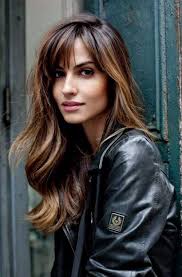 If all the fringe hair is the same length, it will be harder to style it. 20 Beste Langen Pony Lange Haare Frisuren Stil Haar Hair Styles Long Hair Styles Long Hair With Bangs