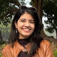 Pia Gupta's Instagram, Twitter & Facebook