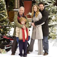 When someone says christmas movies, everyone imagines that all films are filled with fantasies and comedies, and think you can not enjoy them nor learn something valuable for your life. Ranked The Best Hallmark Christmas Movies