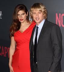 Оуэн является младшим братом эндрю уилсона и старшим люка уилсона. Bild Zu Owen Wilson No Escape Vignette Magazine Lake Bell Owen Wilson Filmstarts De