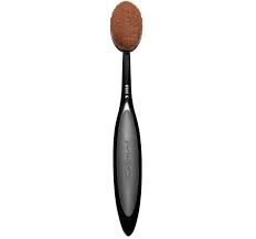 foundation brush mac cosmetics