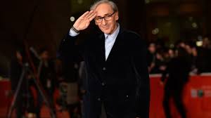 A twittare sulla morte di franco battiato anche maquelloemario che scrive: Wderv5bxbjyvdm