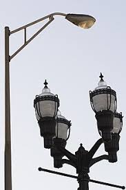 Led (33) lampu jalan merkuri (5) lampu jalan plts (7) lampu kolam (8) lampu kolam renang (3) lampu lantai underground (4) lampu rm & tl (11) lampu sorot (53) lampu sorot led (49) lampu taman (11) lampu tangga (3) penerangan umum (4) produk lain (1) sparepart (4) traffic. Lampu Jalan Wikipedia Bahasa Melayu Ensiklopedia Bebas