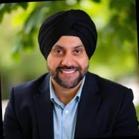 Correo electrónico y teléfono de Alan Kinder