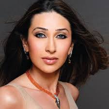 Karisma Kapoor Nachrichten Videos Audios Und Fotos Mediamass Kareena kapoor khan is an indian bollywood actress. karisma kapoor nachrichten videos