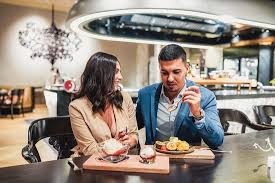 Raiffeisen bank international (rbi) regards austria, where it is a leading corporate and investment bank, as well as central and eastern europe (cee) as its home market. The Bank Brasserie Bar Wien Innere Stadt Menu Preise Restaurant Bewertungen Tripadvisor