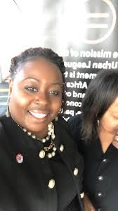 Oneida Cary's Instagram, Twitter & Facebook