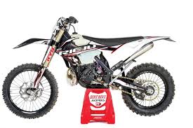 RIEJU MR300 2-STROKE: FULL TEST - Dirt Bike Magazine