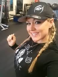 Francine Sablan's Instagram, Twitter & Facebook