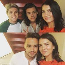 She's a big tennis player, and trains for several hours each day. Black And White Niall Horan Ff One Direction In 2021 One Direction Photos One Direction Pictures One Direction