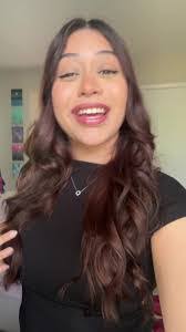 Melvin Melara's Instagram, Twitter & Facebook