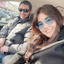 Chuck, my mother/his sister Beth, myself, and his fiancé at the time Kim.  Chuck and I were clearly in the midst of some pretty metallic horn action.  Oh and there's the legendary