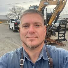 Who is a reputable radio technician in northern Kentucky for a Cobra 2000  CB radio?