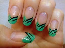 For all the gastronomes of the world who are looking for a great design that will suit their personality should definitely go for the edible delights green nail art. Green Nail Designs Hative