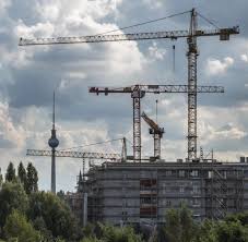 Für modernisierungsmaßnahmen dürfen die mieten die mietobergrenzen um maximal 1,40 euro pro quadratmeter überschreiten. Wohnungsnot Berlin Braucht Eine Ganze Grossstadt Neuer Wohnungen Welt