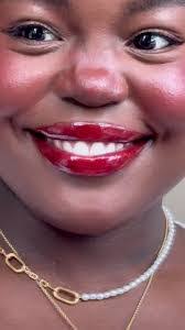 Luna Lips's Instagram, Twitter & Facebook