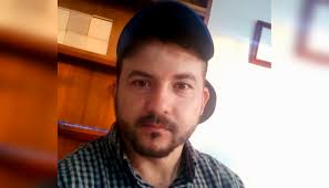 Universidad Nacional de Colombia : Egresados