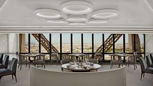 5 Restoran Terbaik Dengan Pemandangan Di Menara Eiffel Invalides Paris