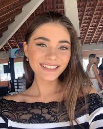 Gabriela Webber's Instagram, Twitter & Facebook