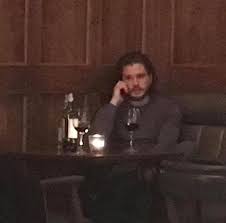 Zoe kravitz, christian bale, kit harington, matt bomer, helen mirren, da'vine joy randolph and wesley snipes will also present. Kit Spotted In London Kit Harington Italia Facebook