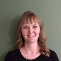 Jennifer Flora's Instagram, Twitter & Facebook