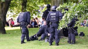 Erfahre aus erster hand, ob freie und hansestadt (behörde für inneres und sport) als arbeitgeber zu dir passt. Skip To Content Wir Sind Spendenfinanziert Unterstutze Auch Du Unsere Arbeit Mit Deiner Spende Netzpolitik Org Dossiers Recherchen Podcast 14 Tage Shop Transparenz Uber Uns Newsletter Netzwerk Spenden Spenden Suche Nach Suchen Thema
