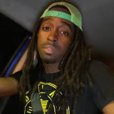 Christopher Lazar (@Lazar_12)