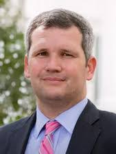 David Maines's Instagram, Twitter & Facebook