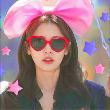 Sharon Ando's Instagram, Twitter & Facebook