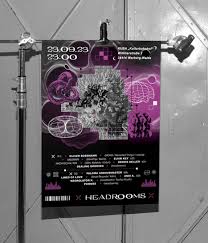 Glowly is a brand that is known for it's high-quality and beautifully  crafted products. Made from natural materials such as soy wax or beeswax,  candles create a cozy and relaxing atmosphere. With