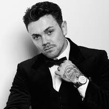 Tammy Sheldon's Instagram, Twitter & Facebook