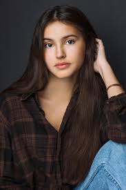 Isabel Olson's Instagram, Twitter & Facebook