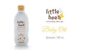 Masukkan bayi ke dalam kolam baby spa, dan biarkan ia berenang dengan menggunakan neck ring. Manfaat Melakukan Baby Spa Di Rumah Secara Mandiri Sweet Home