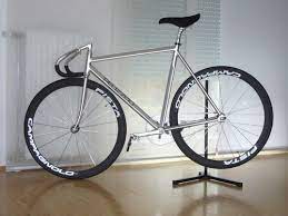 sight from the saddle annex シングルスピードの自転車 自転車に乗る 自転車 室内