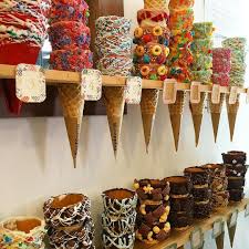 眼前的餅乾通通可以自己diy 就讓韓國超人氣冰淇淋拼出你的浪漫新定義 bistopping ビストッピング 비스토핑 韓國 冰淇淋 愛玩妞 妞新聞 waffle