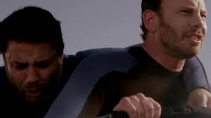 Steve Sanders contra los tiburones voladores de «Sharknado»