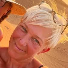 Looking in my some one to iron shirts, local to woodlands