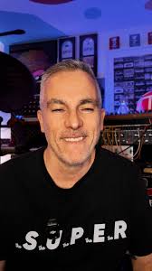 BASSLOVE is out now!! thanks to everyone supporting 🙏♥️