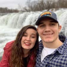 Jessica Robinette's Instagram, Twitter & Facebook