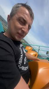 Canadas Wonderland Windseaker