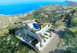 It is separated from boeotia in mainland greece by th. Biens Disponibles Grece Centrale Athenes Attique Presqu Ile D Eubee Archipelago Law Office